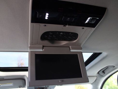 Used 2020 Chevrolet Tahoe Premier image 31