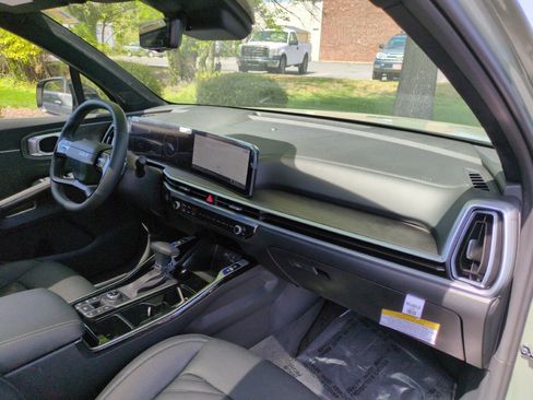 New 2026 Kia Sorento SX Prestige AWD/4WD image 55