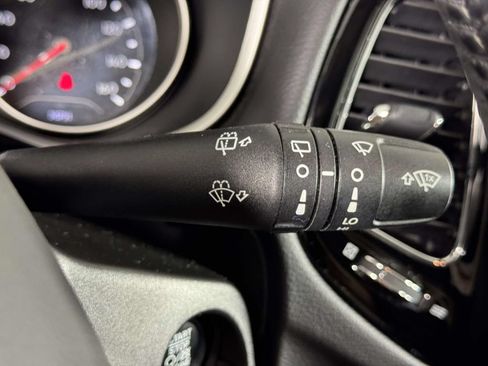Used 2020 Jeep Compass Latitude AWD/4WD image 24