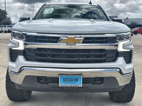 Used 2023 Chevrolet Silverado 1500 LT AWD/4WD image 30