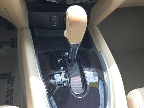 Used 2015 Nissan Rogue SL w/ SL Premium Package FWD image 20