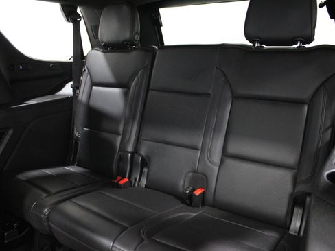 Used 2021 Chevrolet Tahoe High Country w/ Premium Package image 25