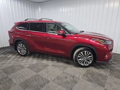 Used 2021 Toyota Highlander Platinum