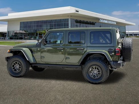 Used 2023 Jeep Wrangler Unlimited Rubicon 392 w/ Xtreme Recon 35" Tire Package AWD/4WD image 7