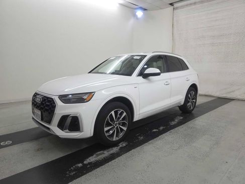 Used 2023 Audi Q5 2.0T Premium Plus w/ Premium Plus Package AWD/4WD image 1