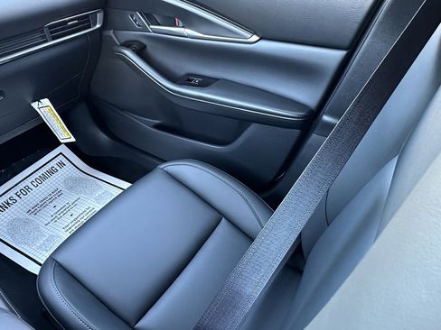 New 2025 MAZDA CX-30 AWD 2.5 S w/ Select Sport Pkg image 13