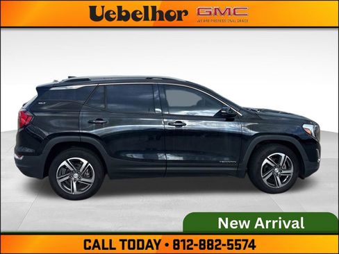Used 2021 GMC Terrain SLT AWD/4WD image 3