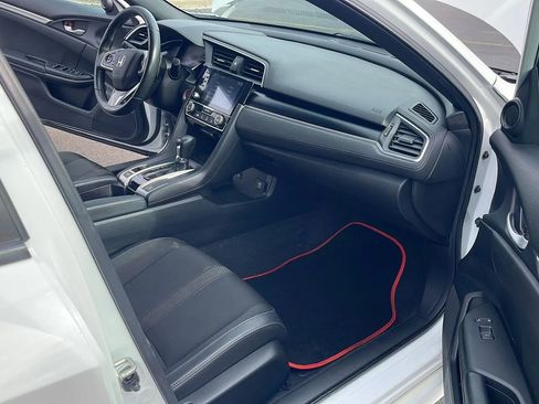 Used 2020 Honda Civic Sport image 28