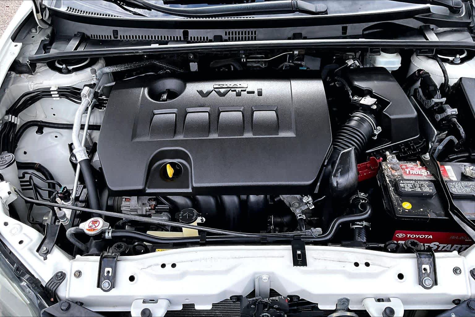 Used 2019 Toyota Corolla LE FWD image 32