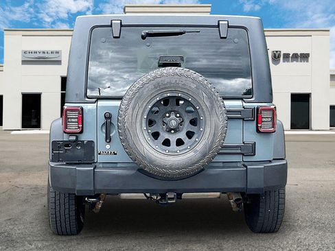 Used 2014 Jeep Wrangler Unlimited Sport AWD/4WD image 4