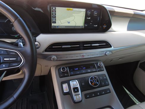 Used 2020 Hyundai Palisade Limited AWD/4WD image 19