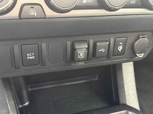 Used 2023 Toyota Tacoma TRD Sport AWD/4WD image 24
