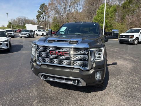 Used 2023 GMC Sierra 2500 Denali w/ Denali Ultimate Package AWD/4WD image 8