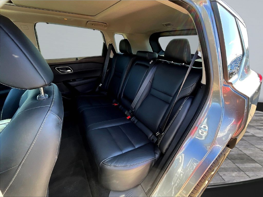 Used 2021 Nissan Rogue SL w/ Premium Package AWD/4WD image 24