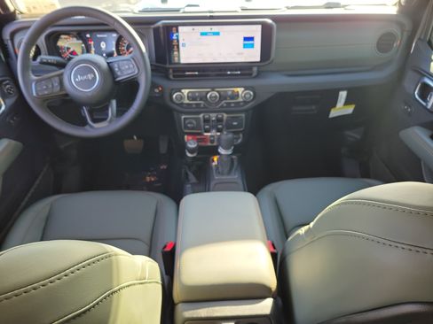 New 2026 Jeep Gladiator Mojave AWD/4WD image 14