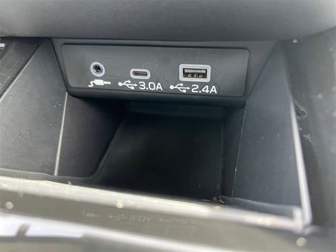 Certified 2024 Subaru Outback Limited image 23