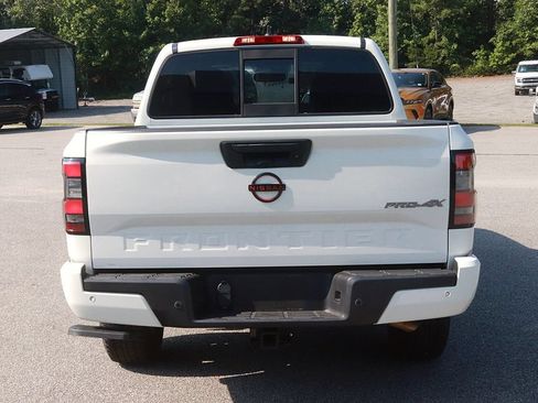 Used 2022 Nissan Frontier PRO-4X w/ Pro-4X Premium Package AWD/4WD image 6