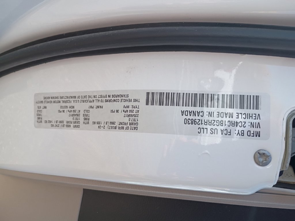 Used 2024 Chrysler Pacifica Touring-L FWD image 33