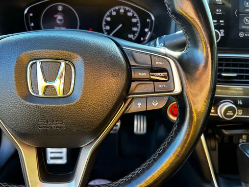 Used 2020 Honda Accord Sport image 16