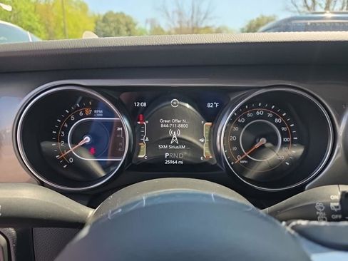 Used 2022 Jeep Wrangler Unlimited Sahara w/ Cold Weather Group image 19