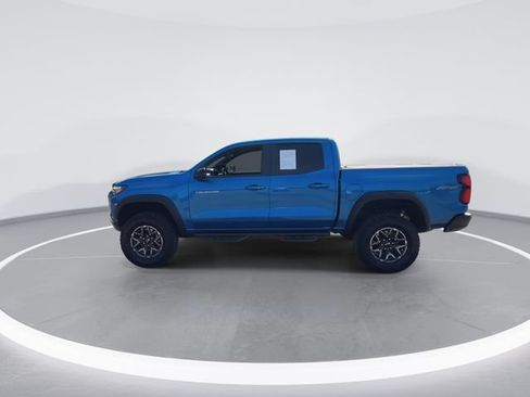 Used 2024 Chevrolet Colorado ZR2 w/ Technology Package AWD/4WD image 10