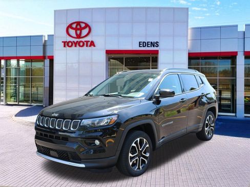 Used 2022 Jeep Compass Limited AWD/4WD image 9