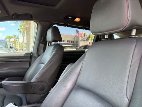 Used 2024 Honda Odyssey Sport image 19