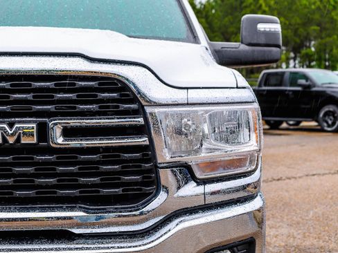 Used 2024 RAM 2500 Big Horn AWD/4WD image 5