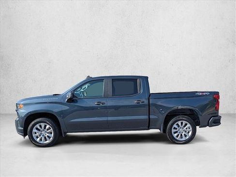 Used 2020 Chevrolet Silverado 1500 Custom w/ Custom Value Package AWD/4WD image 8