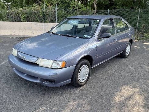 Used 1999 Nissan Sentra XE FWD image 3