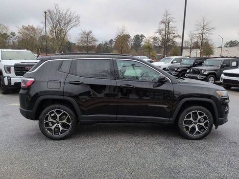 New 2026 Jeep Compass Limited AWD/4WD image 3