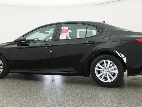 New 2026 Toyota Camry LE FWD image 7
