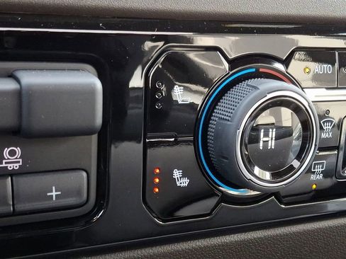 New 2025 Chevrolet Silverado 2500 LT w/ Convenience Package image 15