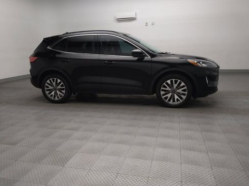 Used 2022 Ford Escape Titanium AWD/4WD image 11