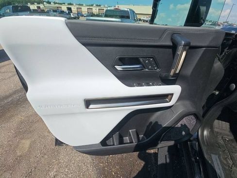Used 2025 GMC Hummer EV 3X AWD/4WD image 5