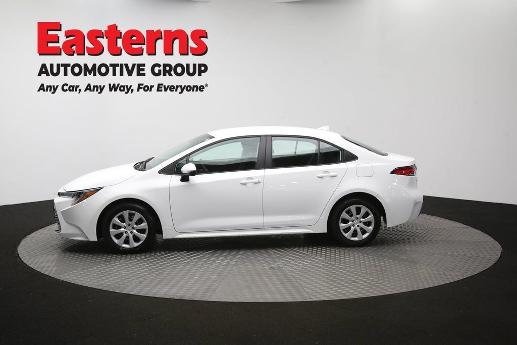 Used 2026 Toyota Corolla LE FWD image 58