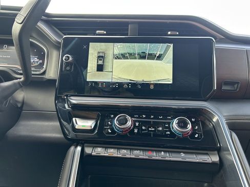 Used 2024 GMC Sierra 3500 Denali Ultimate image 23