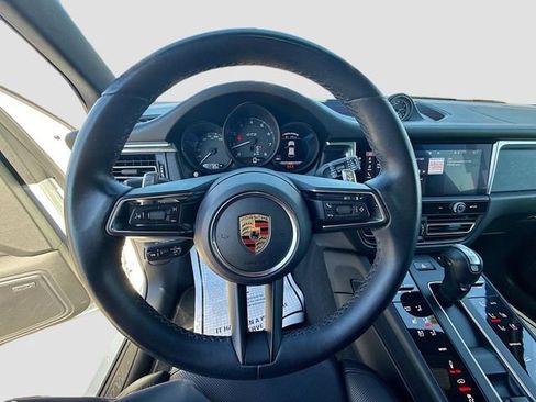 Certified 2024 Porsche Macan GTS AWD/4WD image 39