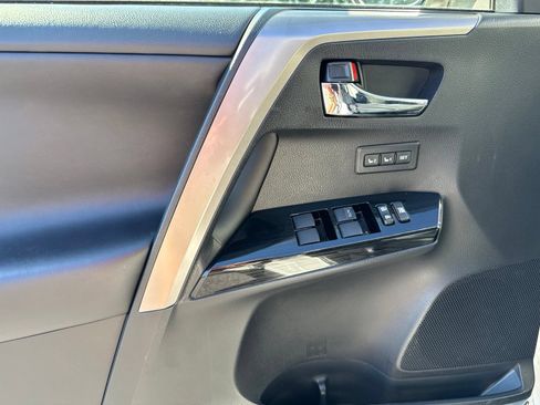 Used 2018 Toyota RAV4 Limited w/ All Weather Liner Package AWD/4WD image 17