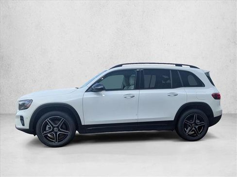 Used 2026 Mercedes-Benz GLB 250 image 5