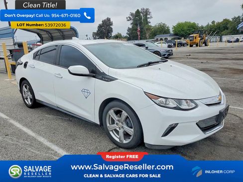 Used 2017 Chevrolet Volt LT w/ Comfort Package FWD image 5