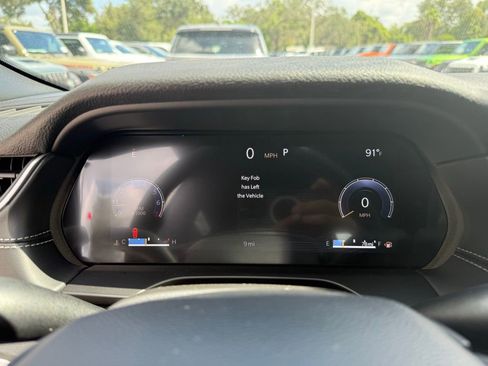 New 2025 Jeep Grand Cherokee L Laredo image 19