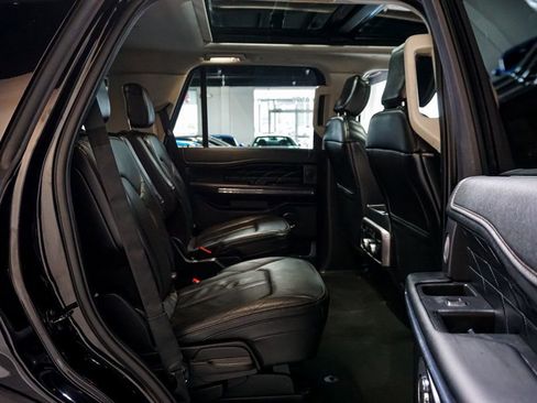 Used 2019 Ford Expedition Platinum image 64