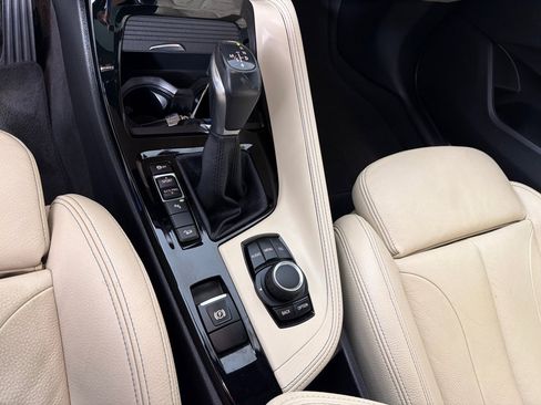 Used 2017 BMW X1 xDrive28i AWD/4WD image 18