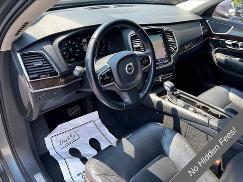 Used 2016 Volvo XC90 T6 Momentum w/ Momentum Plus Package AWD/4WD image 12
