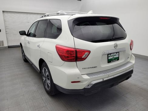 Used 2020 Nissan Pathfinder S image 5