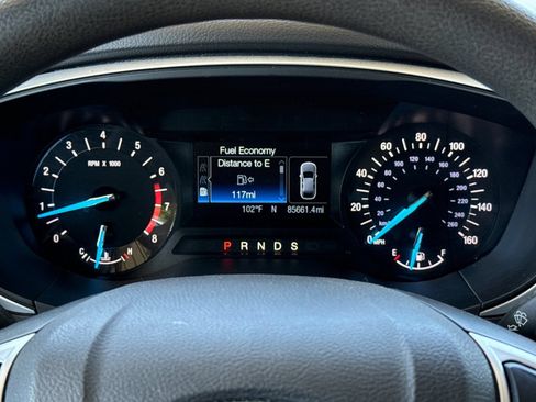 Used 2015 Ford Fusion SE FWD image 35