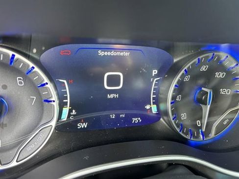 New 2026 Chrysler Pacifica Select image 14