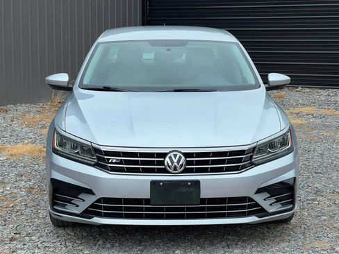 Used 2018 Volkswagen Passat 2.0T S FWD image 5