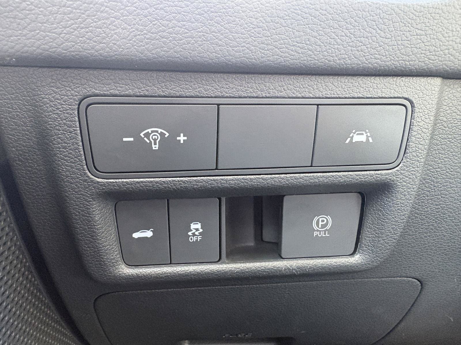 Used 2022 Hyundai Sonata Limited FWD image 39